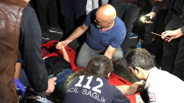 Otomobilin Çarptığı Üniversite Öğrencisi Hayatını Kaybetti