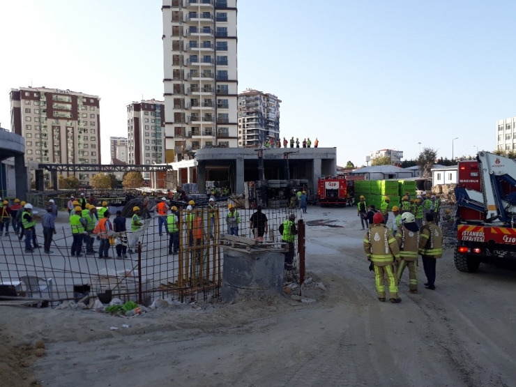 Bağcılar’da İnşaat Alanında Vinç Devrildi: 1 Yaralı