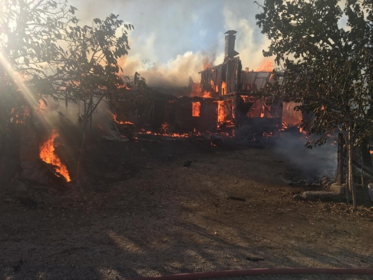 Bolu’da Mutfak Tüpü Patladı: 1 Öldü