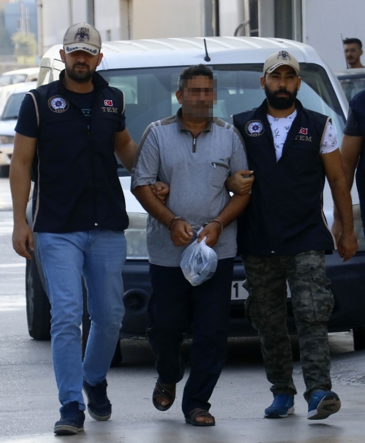 Deaş Şüphelisi 2 Kişi Sınır Dışı Edildi
