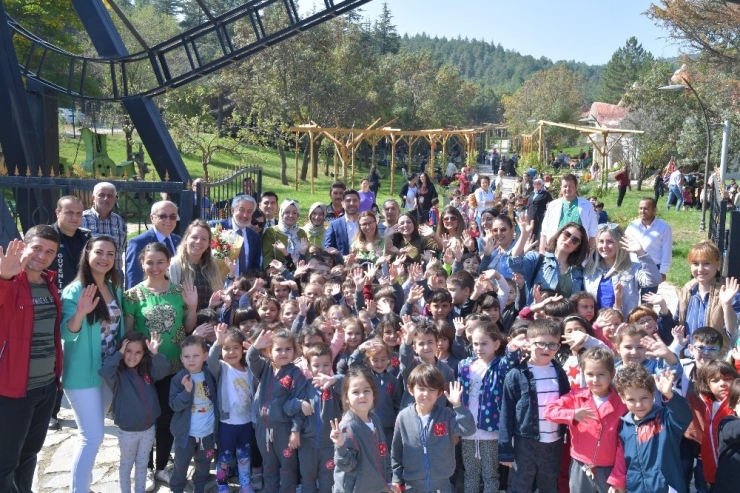 Isparta Belediyesi Ev Sahipliğinde Hayvanları Koruma Günü Etkinliği