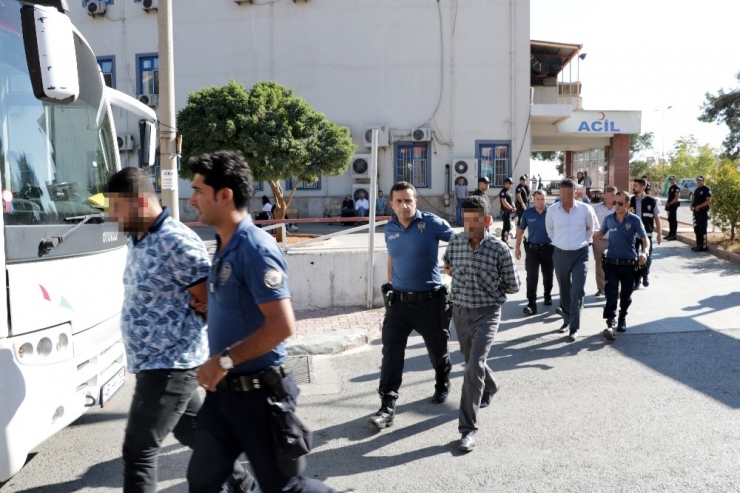 Silah Kaçakçılarına 5 İlde Operasyon: 9 Gözaltı