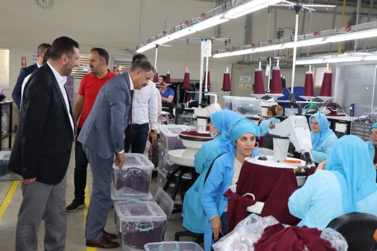 Başkan Deveci, Sarıcaoğlu İle Birlikte Kavak’ı Gezdi