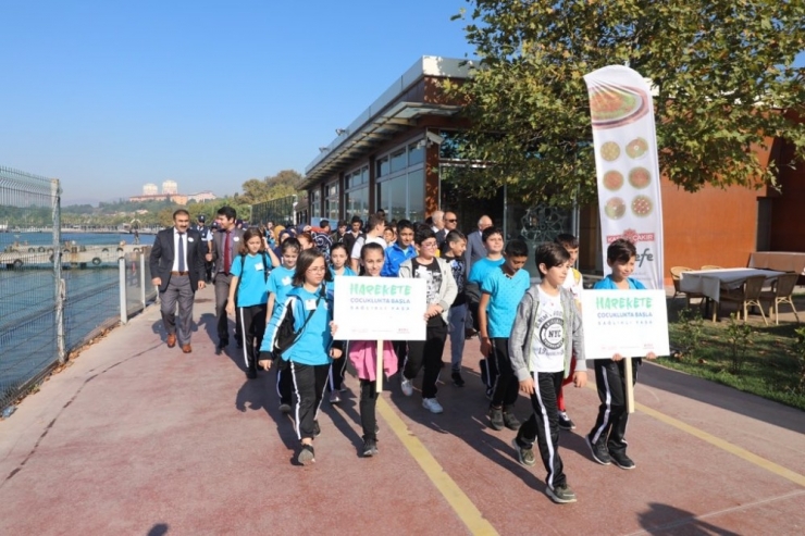 Körfez’de Vatandaşlar Sağlık İçin Yürüdü