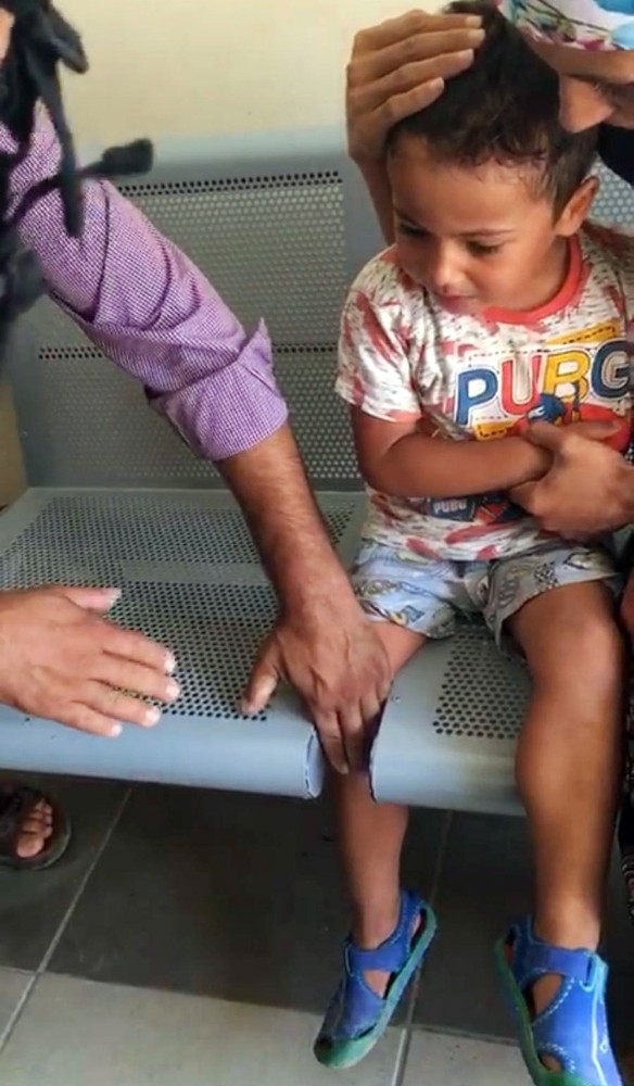 Ayağı Sandalyeye Sıkışan Çocuğu İtfaiye Kurtardı