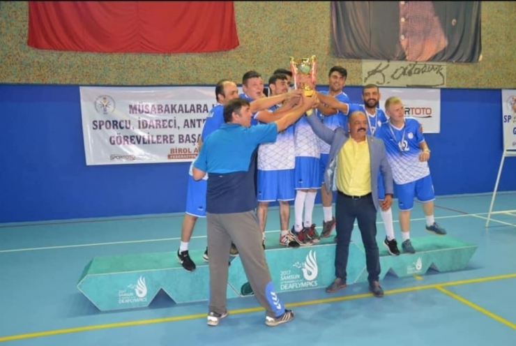 Özel Çocuklar Türkiye Şampiyonu