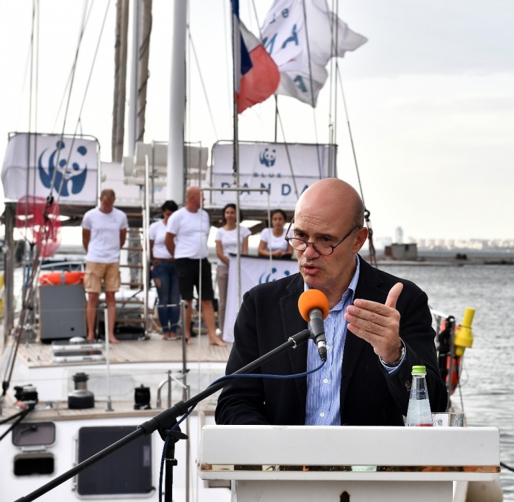 İzmir Plastik Atıkları Azaltmak İçin İlk Adımı Attı