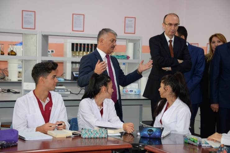 Deterjan Fabrikası Gibi Okul