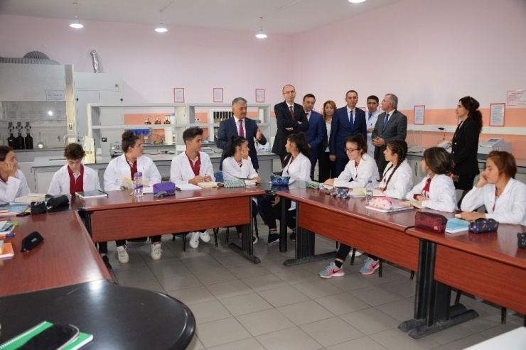 Deterjan Fabrikası Gibi Okul