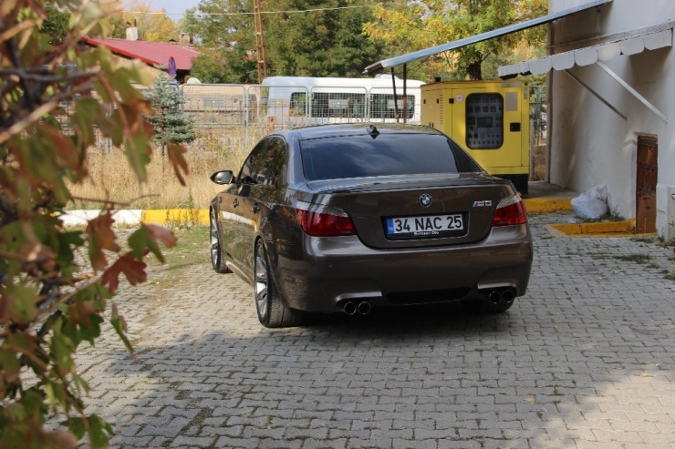 Lüks Araçla “Drift” Yapan Arkadaşlara 15 Bin Liralık Rekor Ceza