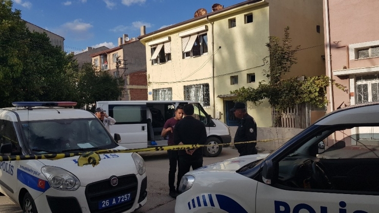 Tartıştığı Eniştesini Pompalı Tüfekle Öldürdü