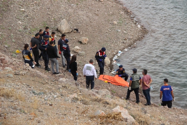 Barajda Erkek Cesedi Bulundu