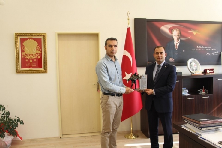 Kaymakamlar, Dumlupınar’da Şehitlikte Buluştu