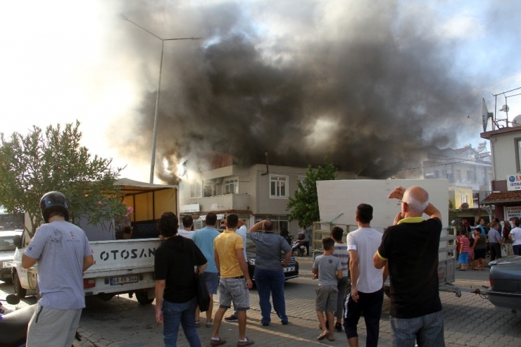 Fethiye’de Korkutan Yangın