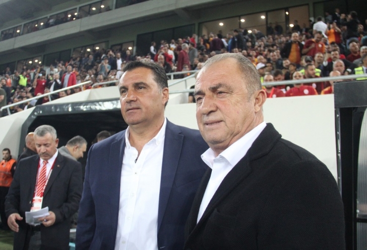 Süper Lig: Gençlerbirliği: 0 - Galatasaray: 0 (İlk Yarı)