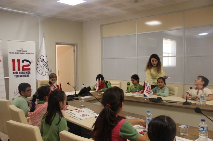 Öğrenciler 112’yi Gereksiz Yere Meşgul Etmemeyi Öğrendi