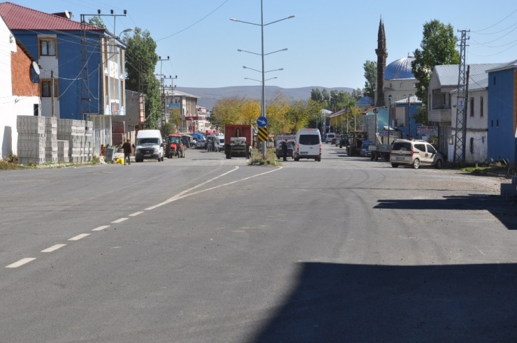 Udh Eski Bakanı Ahmet Arslan’ın İsmi Arpaçay’da Caddeye Verildi