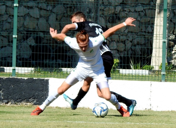 Çeşme Belediyespor Kendi Evinde Berabere