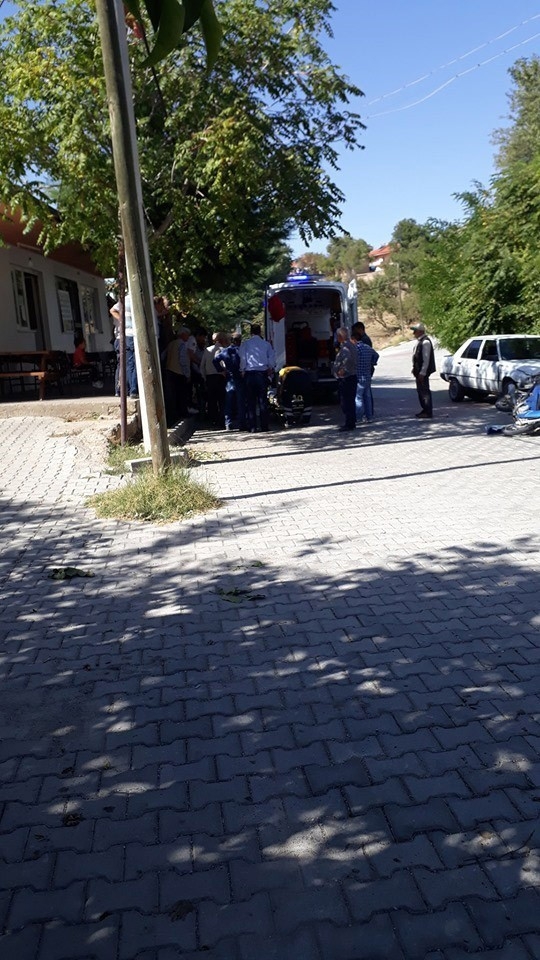 Denizli’de Otomobil İle Motosiklet Çarpıştı: 1 Ölü, 1 Yaralı