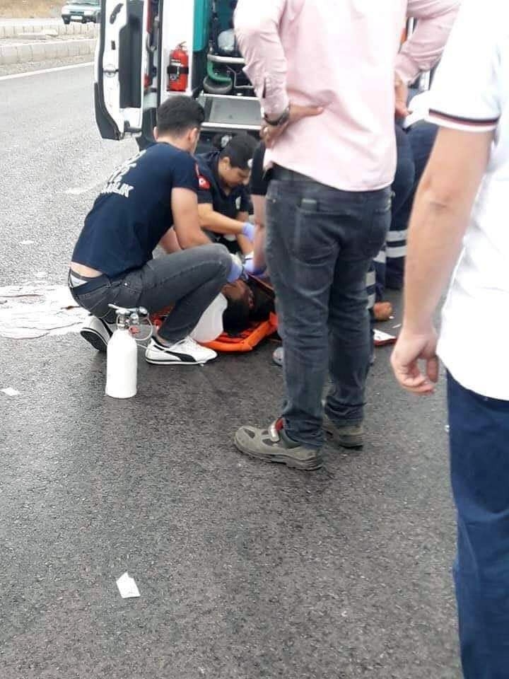 Yolun Karşısına Geçerken Aracın Çarptığı Yaya Öldü