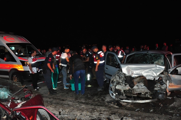 Manisa’da Trafik Kazası: 1 Ölü, 6 Yaralı