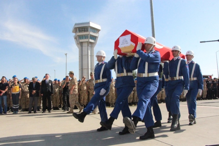 Şehit Uzman Çavuş Memleketine Uğurlandı