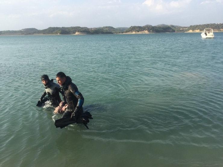 Genç Kız Gölde Boğuldu