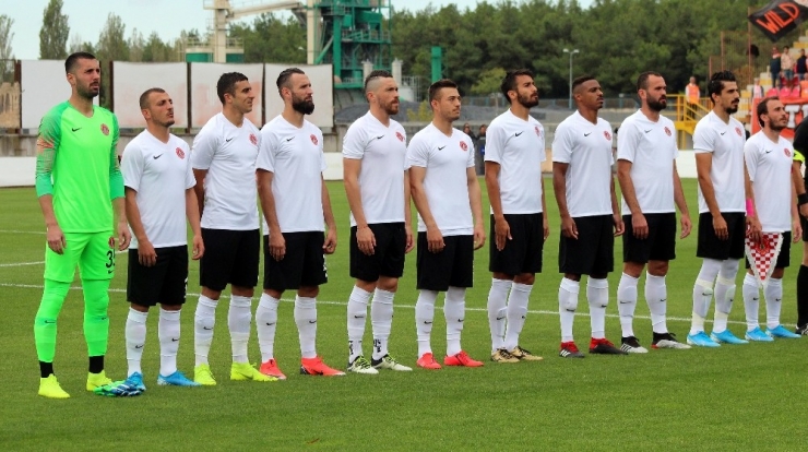 Tff 1. Lig: Ümraniyespor: 2 - Adanaspor: 1