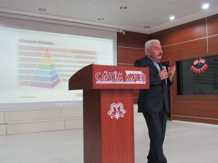 Çözüm Kolejinde ’Proje Tabanlı Eğitim Anlayışımız’ Semineri Düzenlendi