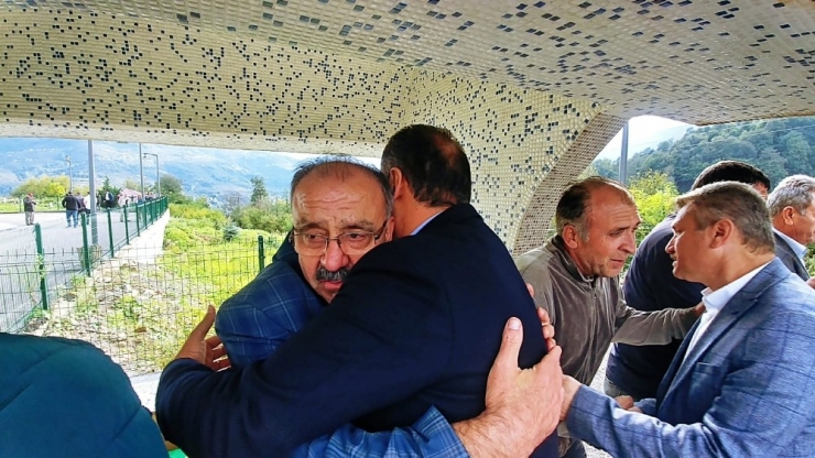 Kalp Krizinden Ölen 8 Yaşındaki Çocuk Toprağa Verildi