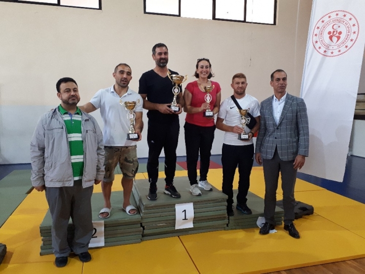 Milaslı Judocular Miniklerde İl Birincisi Oldu