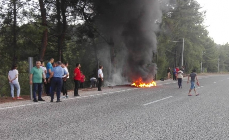 Seyir Halindeki Atv Cayır Cayır Yandı