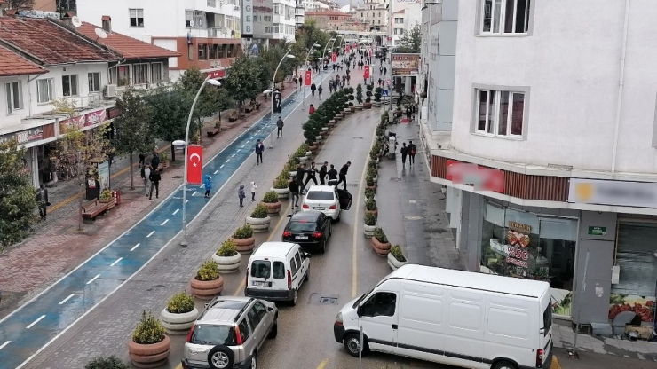 Bolu’da, Yol Verme Kavgasında Baba, 3 Çocuğunun Gözü Önünde Darp Edildi