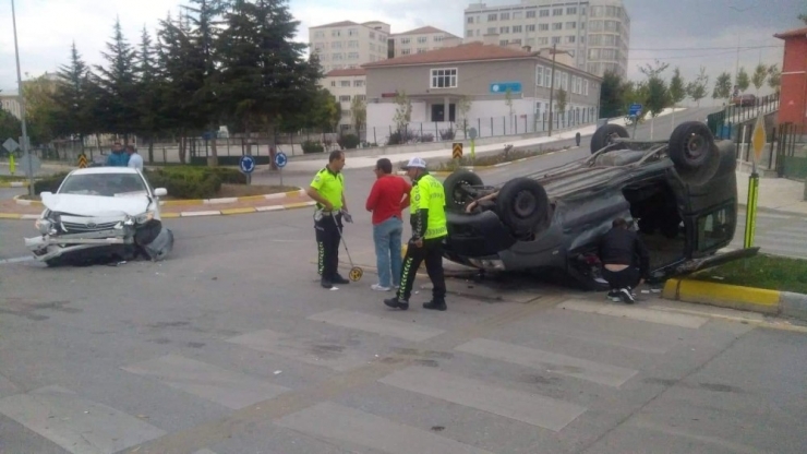 Çorum’da Trafik Kazası: 3 Yaralı