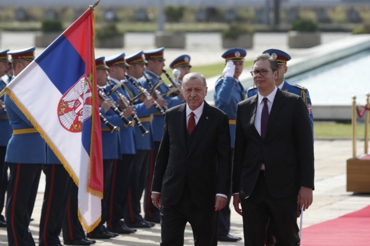 Cumhurbaşkanı Erdoğan, Sırbistan’da Resmi Törenle Karşılandı