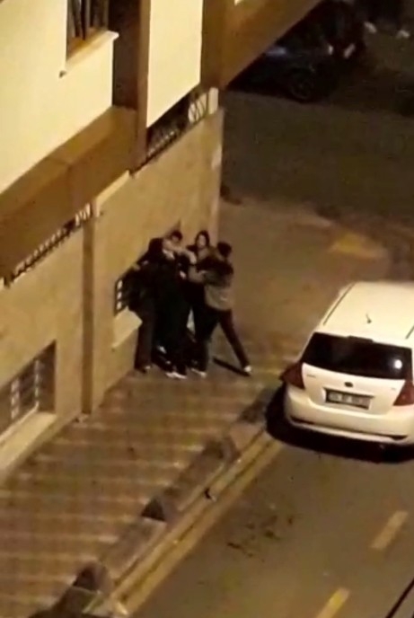 Esenler’de Mahallenin Ayağa Kalktığı Kavga Kamerada