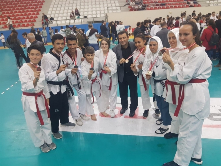 Gökmeydan Spor Kulübünün Şampiyona Başarısı