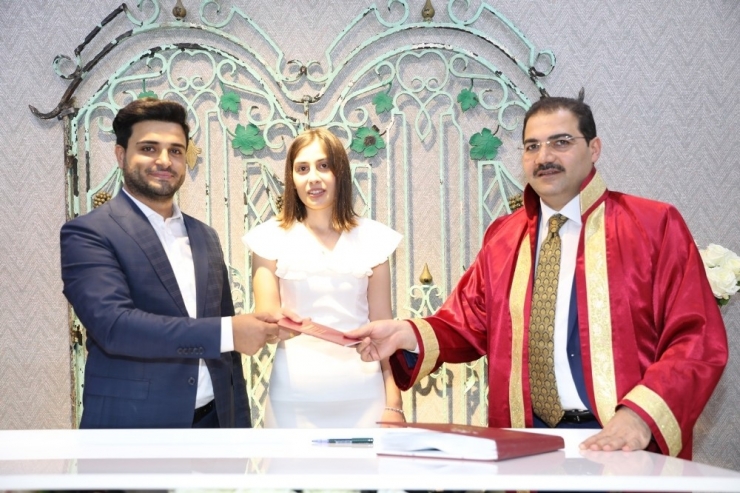 Haliliye’de Çiftler Nezih Ortamda Evleniyor