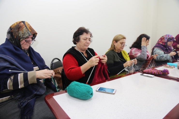 Ko-mek 19 Bin Kişi İle Eğitime Başladı