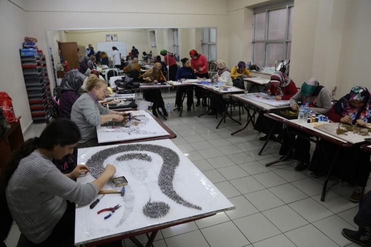 Ko-mek 19 Bin Kişi İle Eğitime Başladı