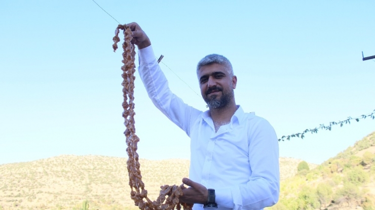 Üzümün Cevizle Buluştuğu Gelenek: "Cevizli Sucuk"