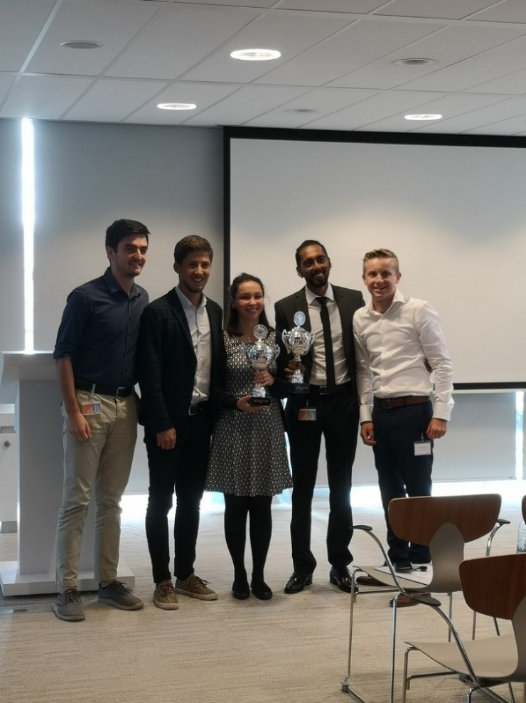 Özyeğin Üniversitesi Öğrencileri Hollanda’dan 2 Kupayla Döndü