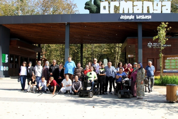 Engelsiz Yürekler Ve Aileleri Ormanya’yı Gezdi