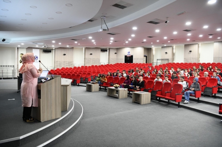 Saü’de Üniversite Yaşamına Giriş Programları Tamamlandı