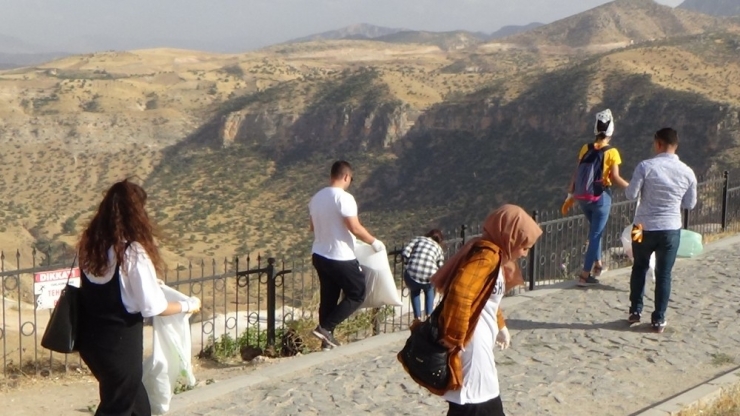 Sanatçı Haluk Levent Başlattı, Siirtli Gençler Devam Ettiriyor