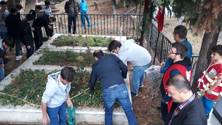 Simav’da ’Sosyal Medyadan, Sosyal Meydana’ Projesi