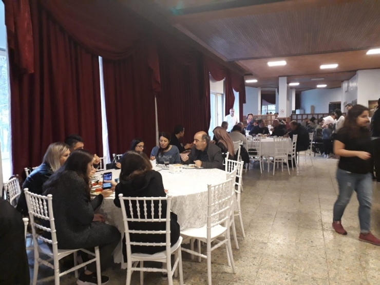 İstasyon Gemicilerspor Dayanışma Ve Kaynaşma Kahvaltısı Düzenledi