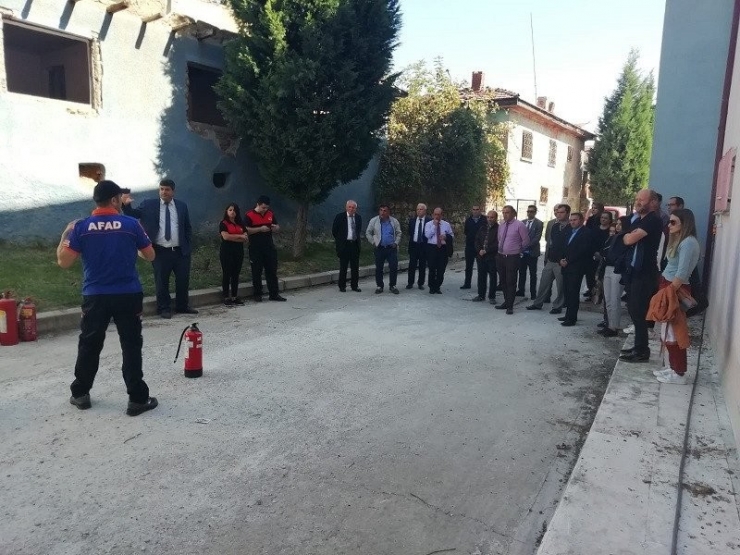 Afad’tan Kaymakamlıklara Yangın Eğitimi