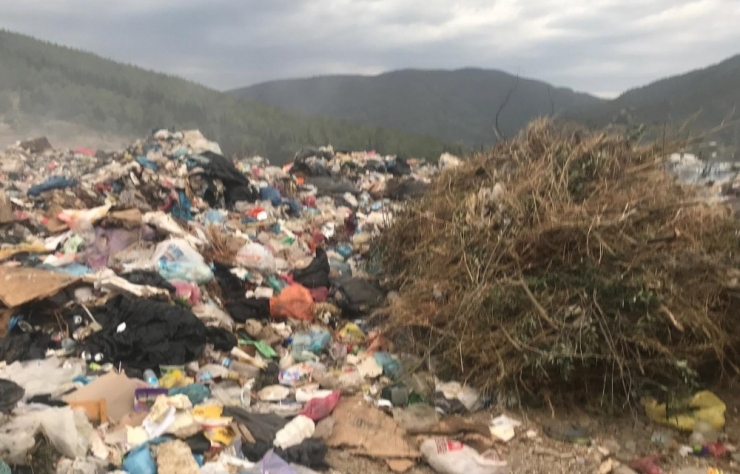 Erdek Belediyesi’nin Çöp Yasağına Uymadığı İddia Ediliyor
