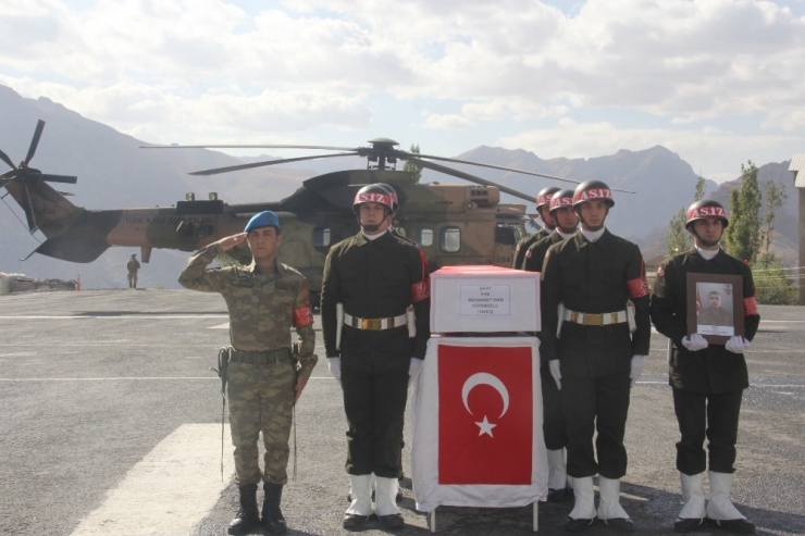 Aracın Devrilmesi Sonucu Şehit Olan Asker Memleketine Uğurlandı